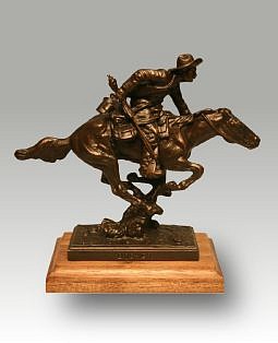Harold T Holden, Boomer Mini
Bronze, 5 1/2 x 6 1/2 x 3 in. (14 x 16.5 x 7.6 cm)
HAR0045
Sold