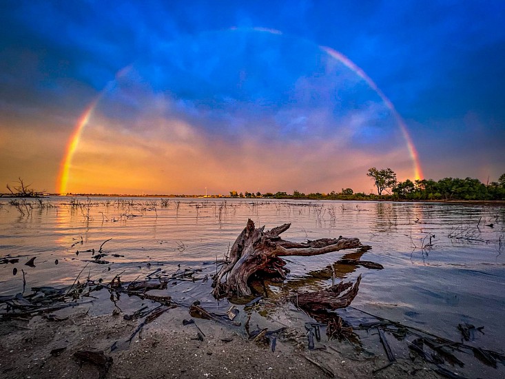 Matt Payne, Hefner Rainbow, Lake Hefner, Oklahoma. Edition 1 of 5
Photograph, 16 x 20 in. (40.6 x 50.8 cm)
PAY0008PH
$400
Gallery staff will contact you 72 hours after purchase regarding any additional shipping costs.